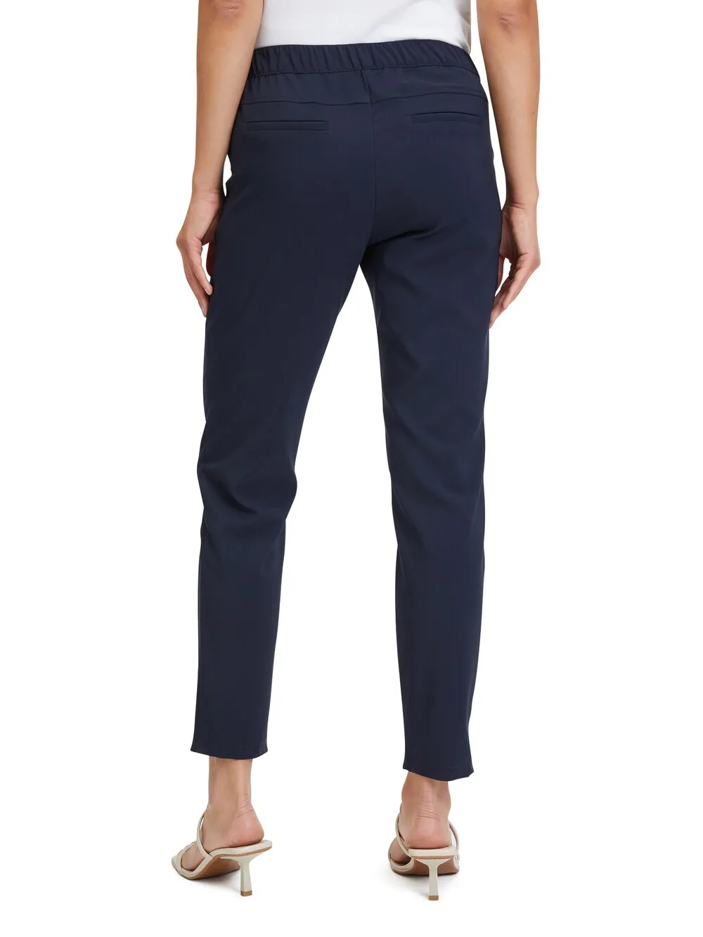 Betty Barclay slim trousers, navy