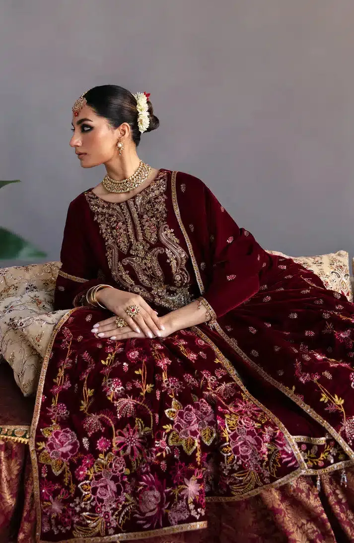 Emaan Adeel | Makhmal Velvet Edition 23 | MK-02 ROSHANAY