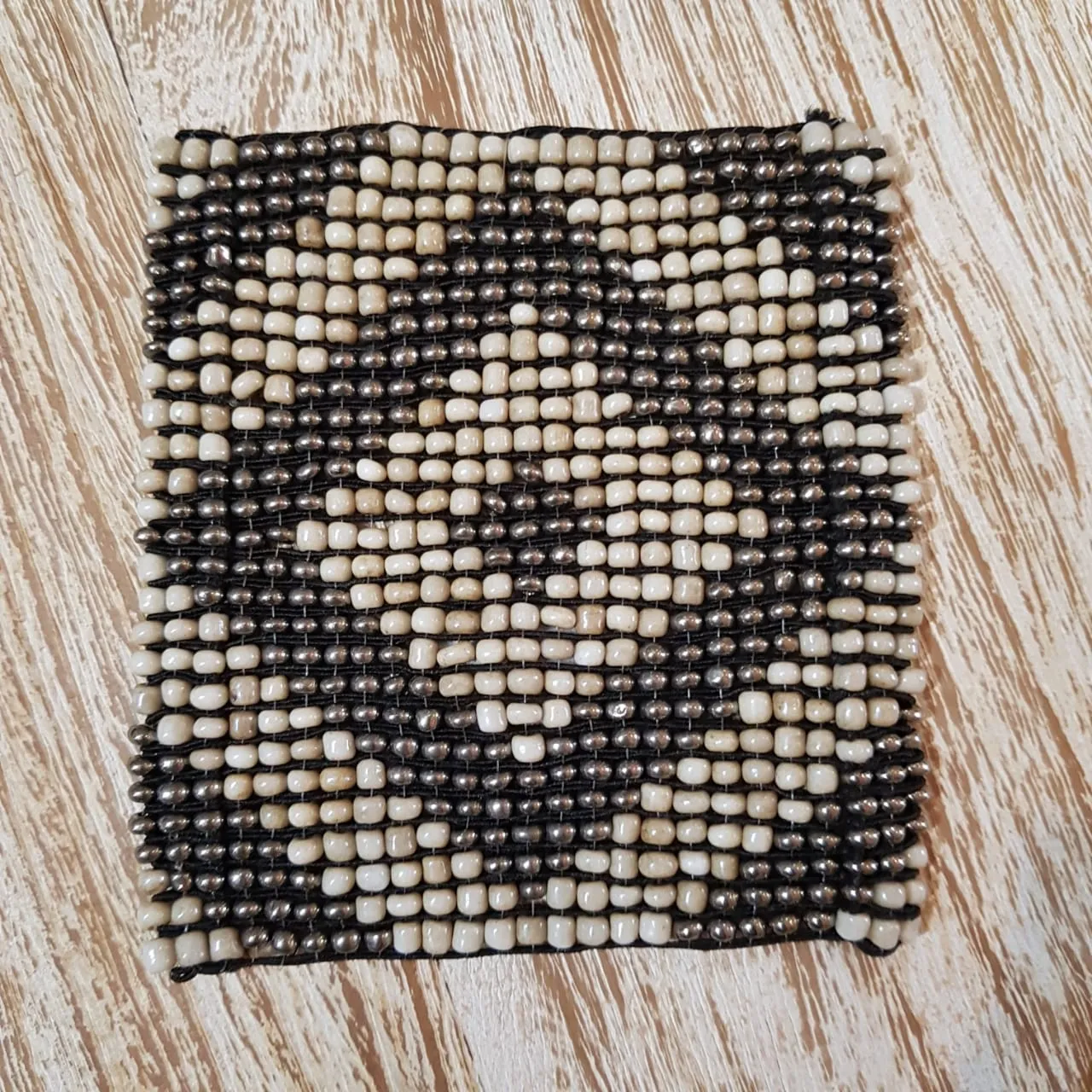 Small Square Beaded Coasters with Diamond Pattern (W)