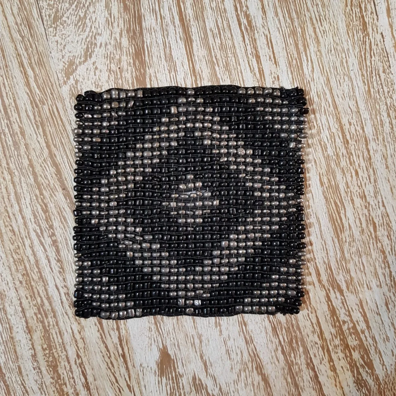 Small Square Beaded Coasters with Diamond Pattern (W)