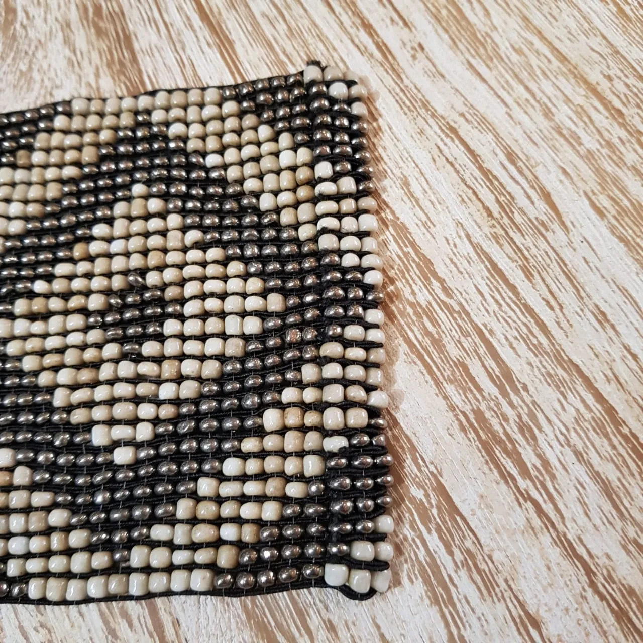 Small Square Beaded Coasters with Diamond Pattern (W)