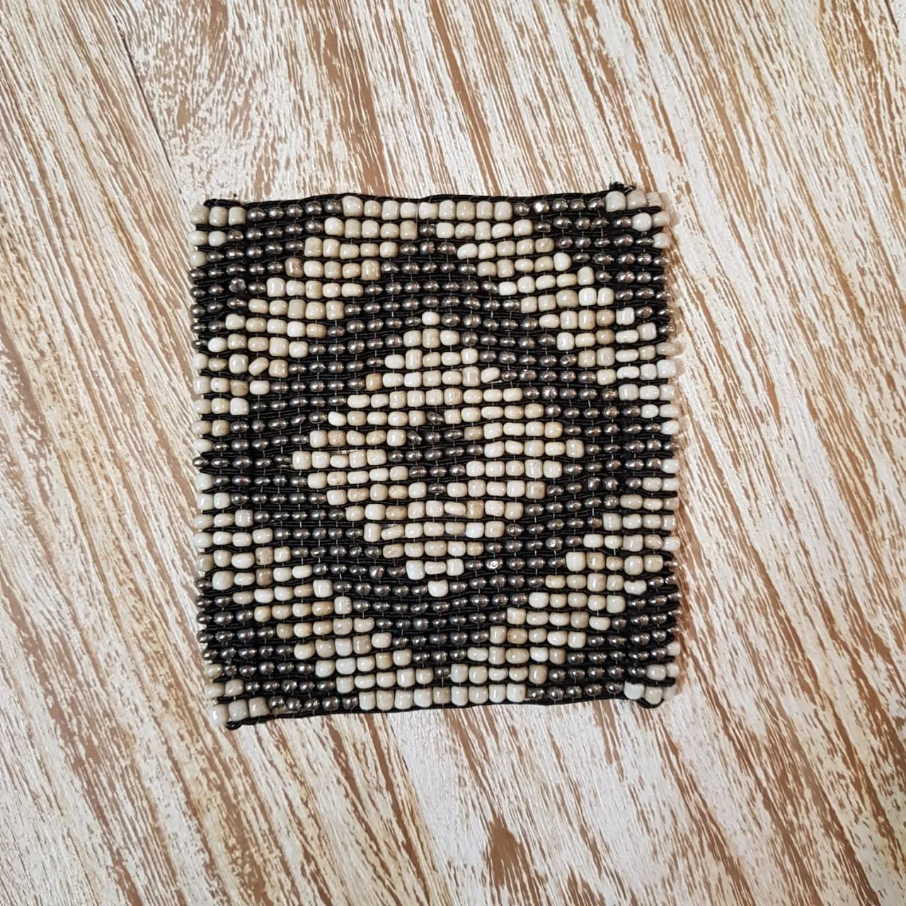 Small Square Beaded Coasters with Diamond Pattern (W)