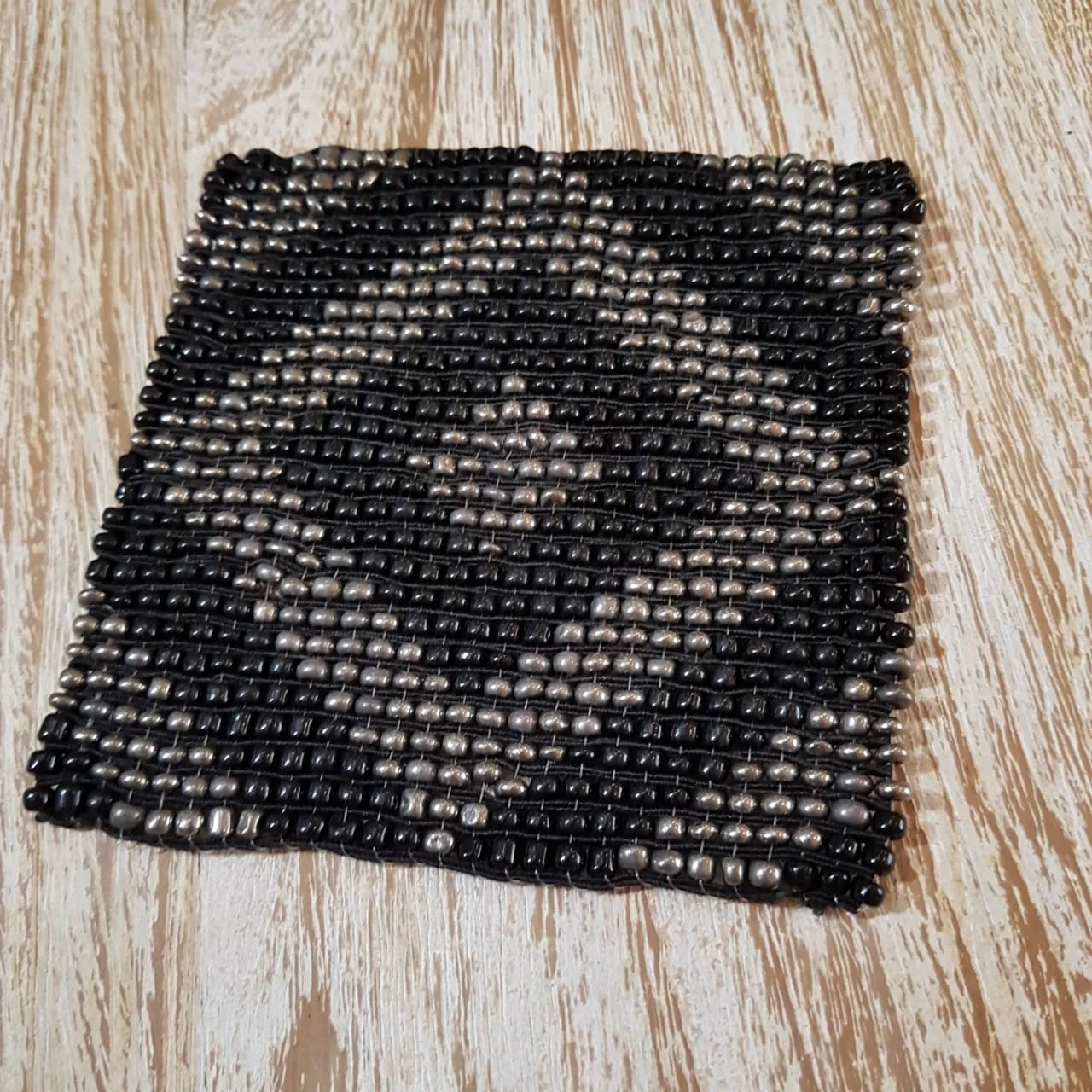 Small Square Beaded Coasters with Diamond Pattern (W)