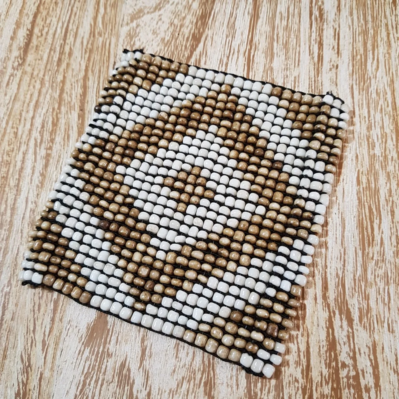 Small Square Beaded Coasters with Diamond Pattern (W)